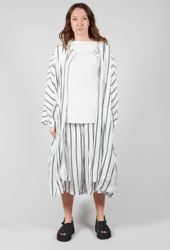 Moyuru T-shirts^3/4 Sleeve T-Shirt in White