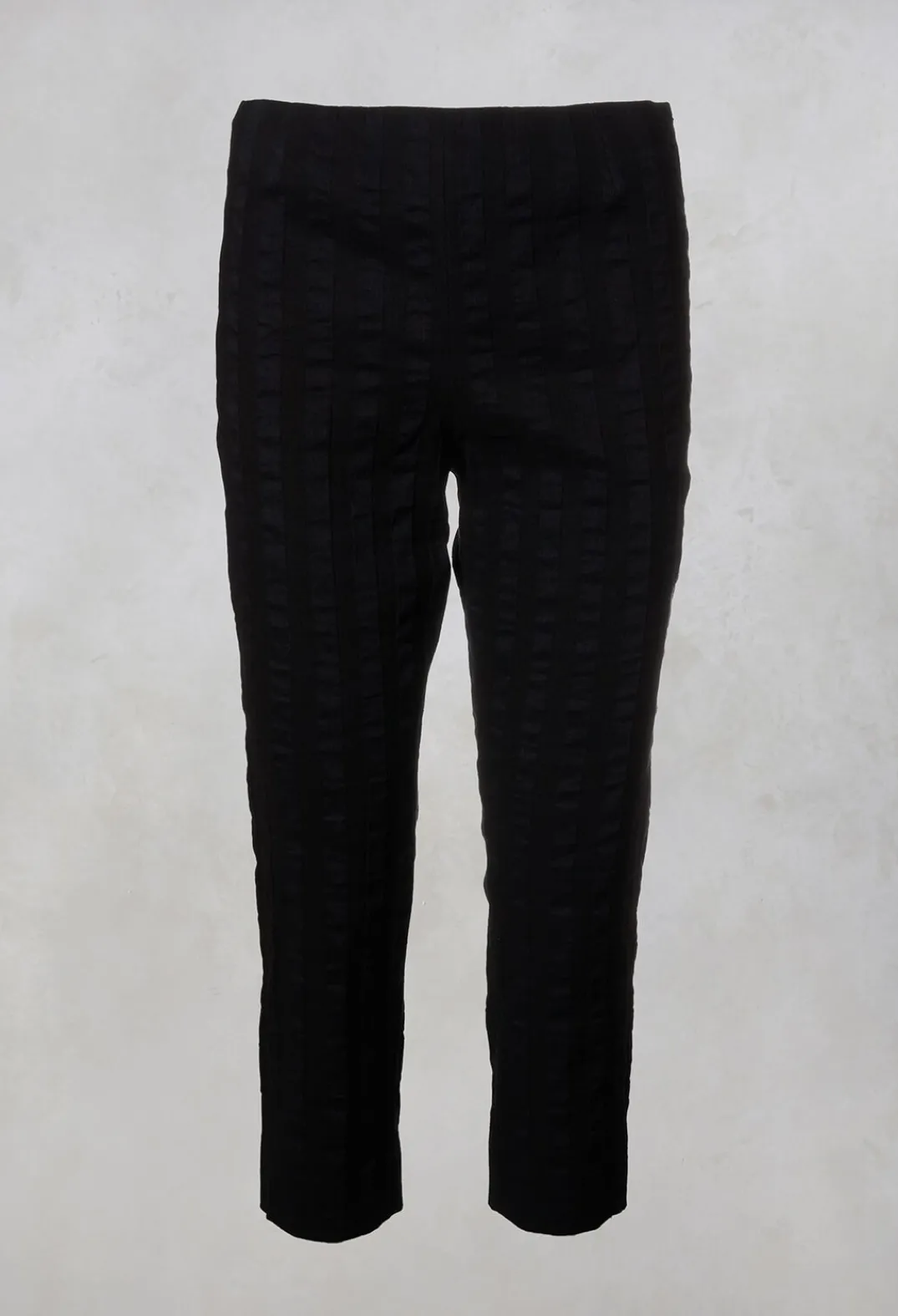 Anett Rostel Co-ords & Suits^3/4 Trousers in Stripe / Navy