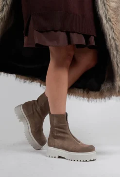 Lofina Boots^Ankle Boots with Front Zip in London Cardboard