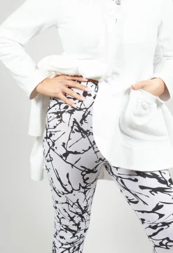 Bread and Butter Leggings^Ankle Cropped Leggings in White with Black Print