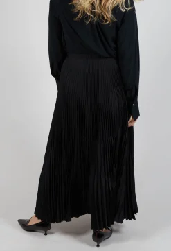 Beatrice B Skirts^Anna Skirt in Black