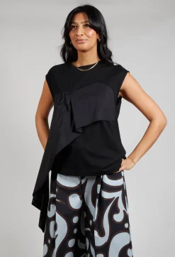Mei Meij Tops^Asymmetric Cut Top in Black
