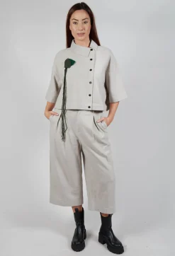 SOH Shirts & Blouses^Asymmetric Point Collar Shirt in Cream