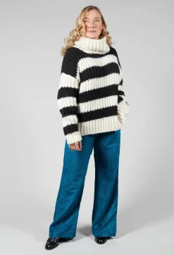Fringe Knitwear|Jumpers^Ava Sweater in Black and White