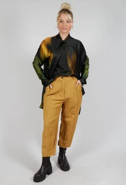 Masnada Trousers^Baggy Cur Trousers in Ocra