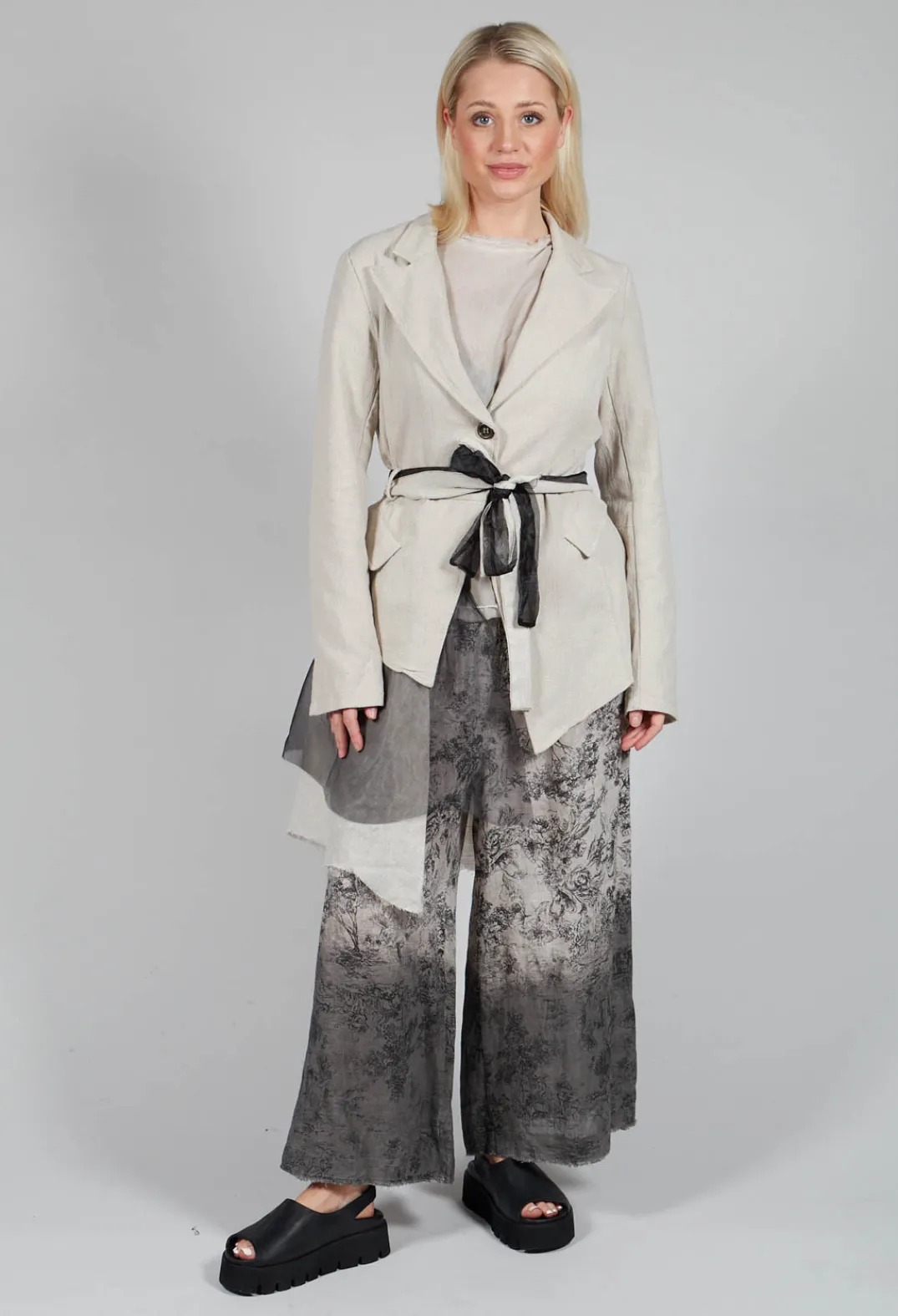 Sanctamuerte Jackets^Belted Linen Jacket in Ecru