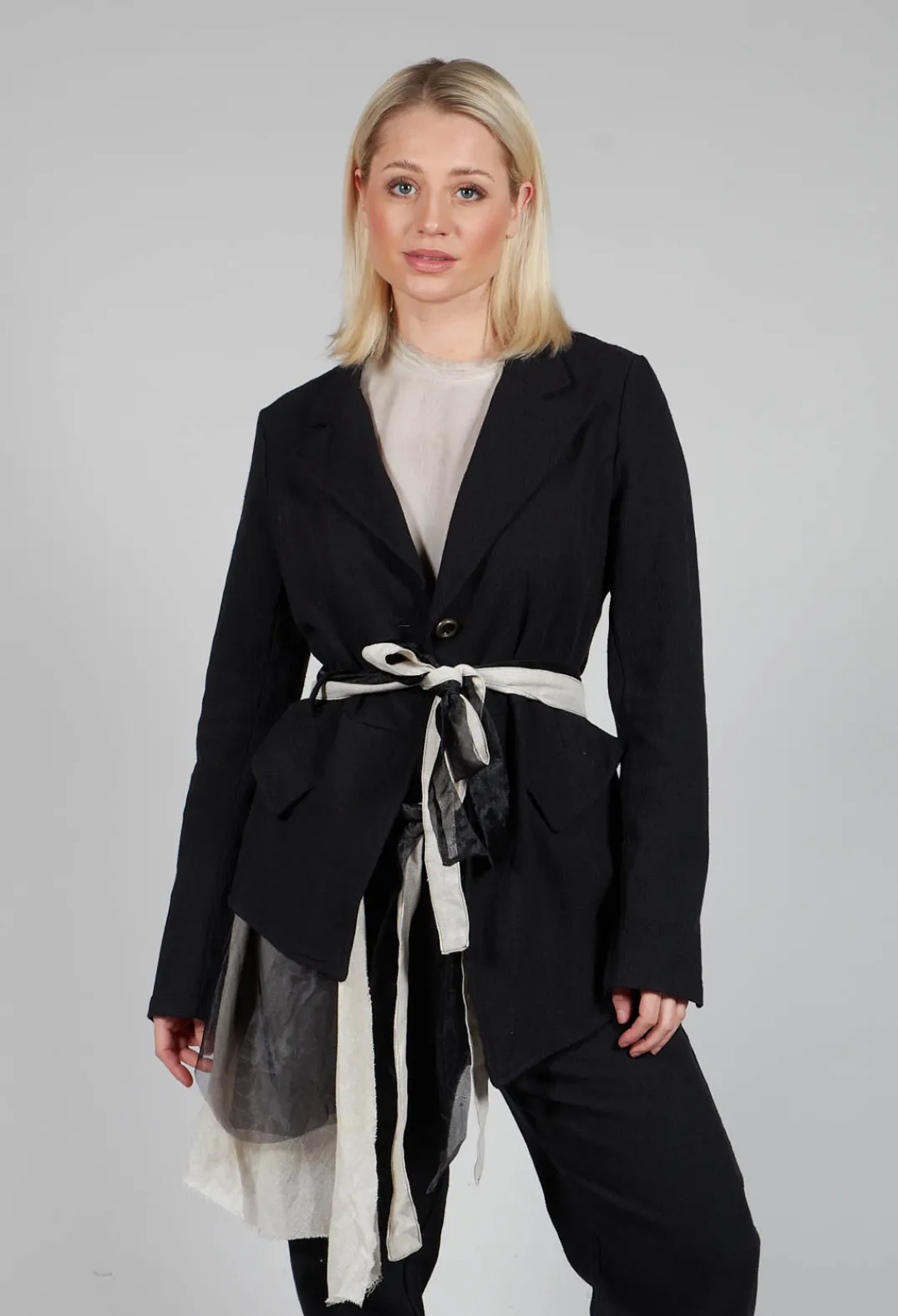 Sanctamuerte Jackets^Belted Linen Jacket in Nero