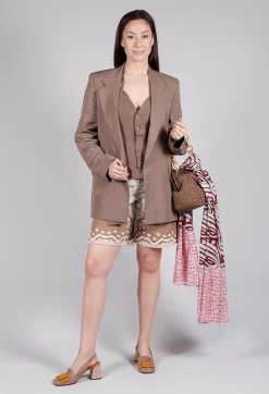 Beatrice B Shorts^Bermuda Shorts in Tan Brown
