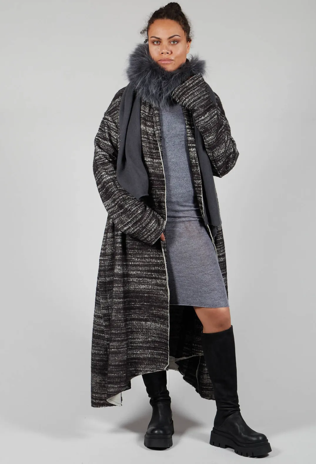 a_me Coats^Bloom Coat in Black and White