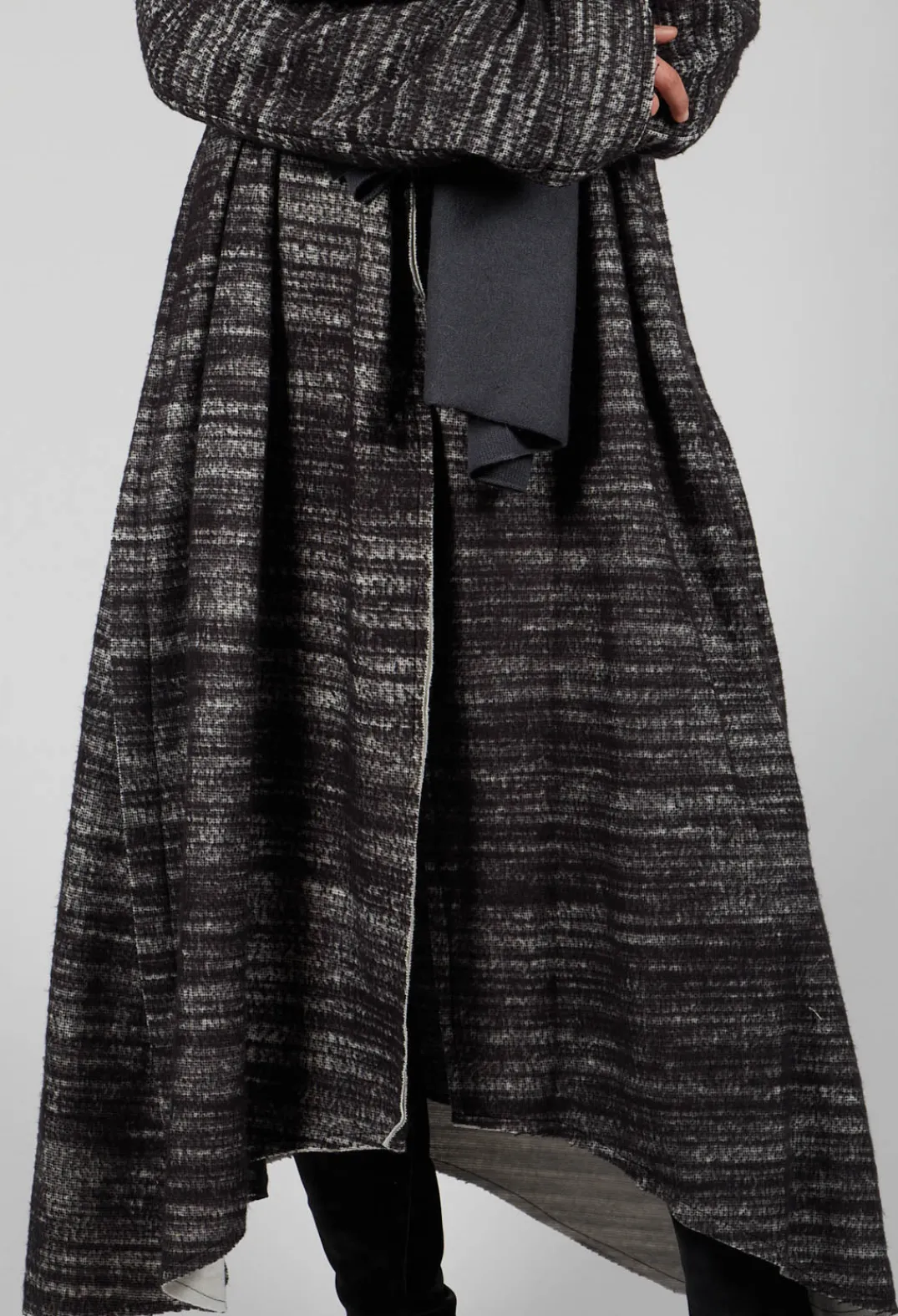 a_me Coats^Bloom Coat in Black and White