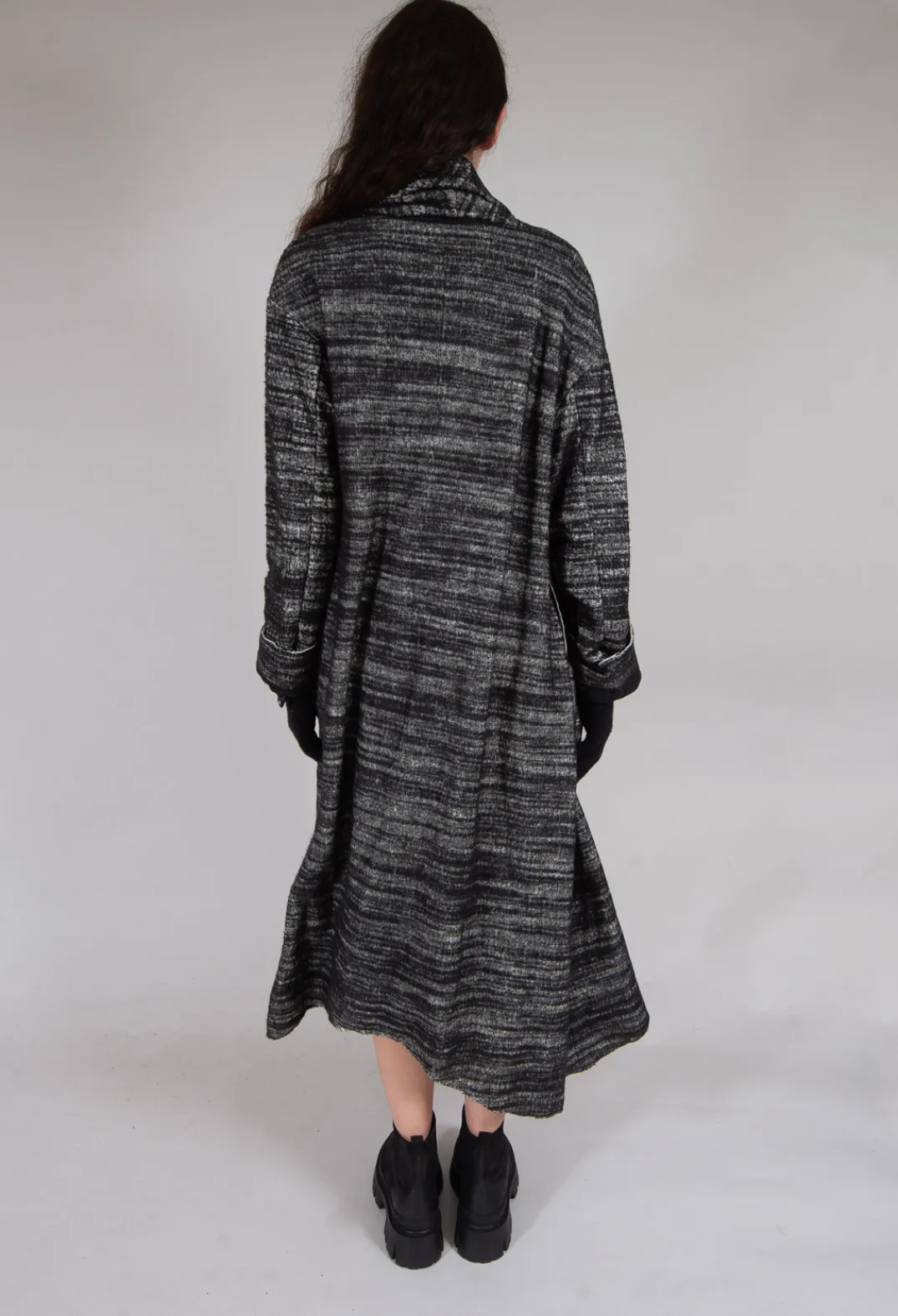 a_me Coats^Bloom Coat in Black and White