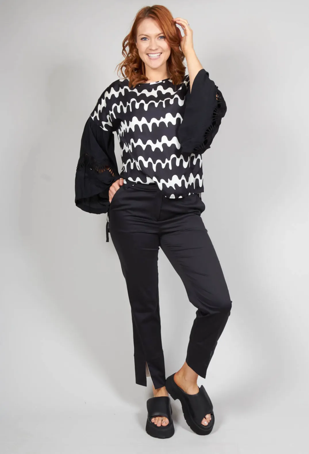 Beatrice B Shirts & Blouses^Blouse in Black