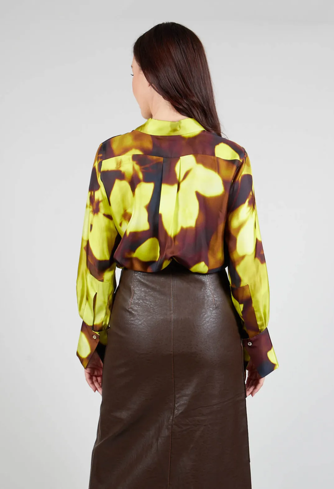 Beatrice B Shirts & Blouses^Blurred Print Silk Blouse in Lime
