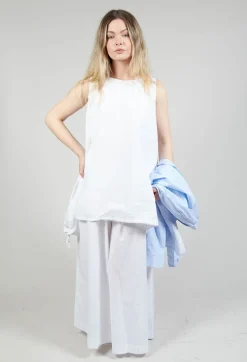 Amici Tops^Boat Neckline Top in Bianco