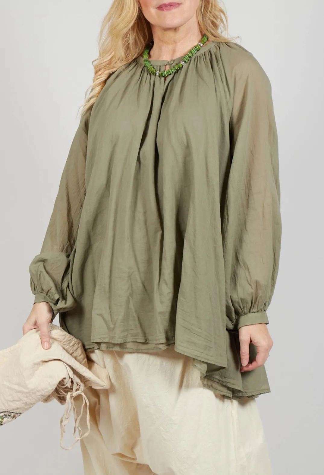 Amici Tops^Bohemian Blouse in Sage