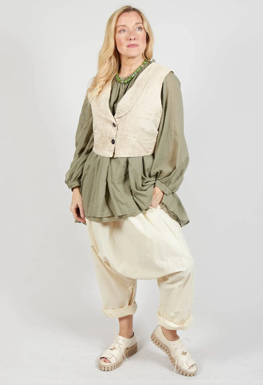 Amici Tops^Bohemian Blouse in Sage