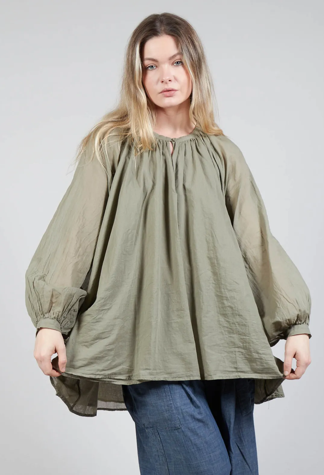 Amici Tops^Bohemian Blouse in Sage