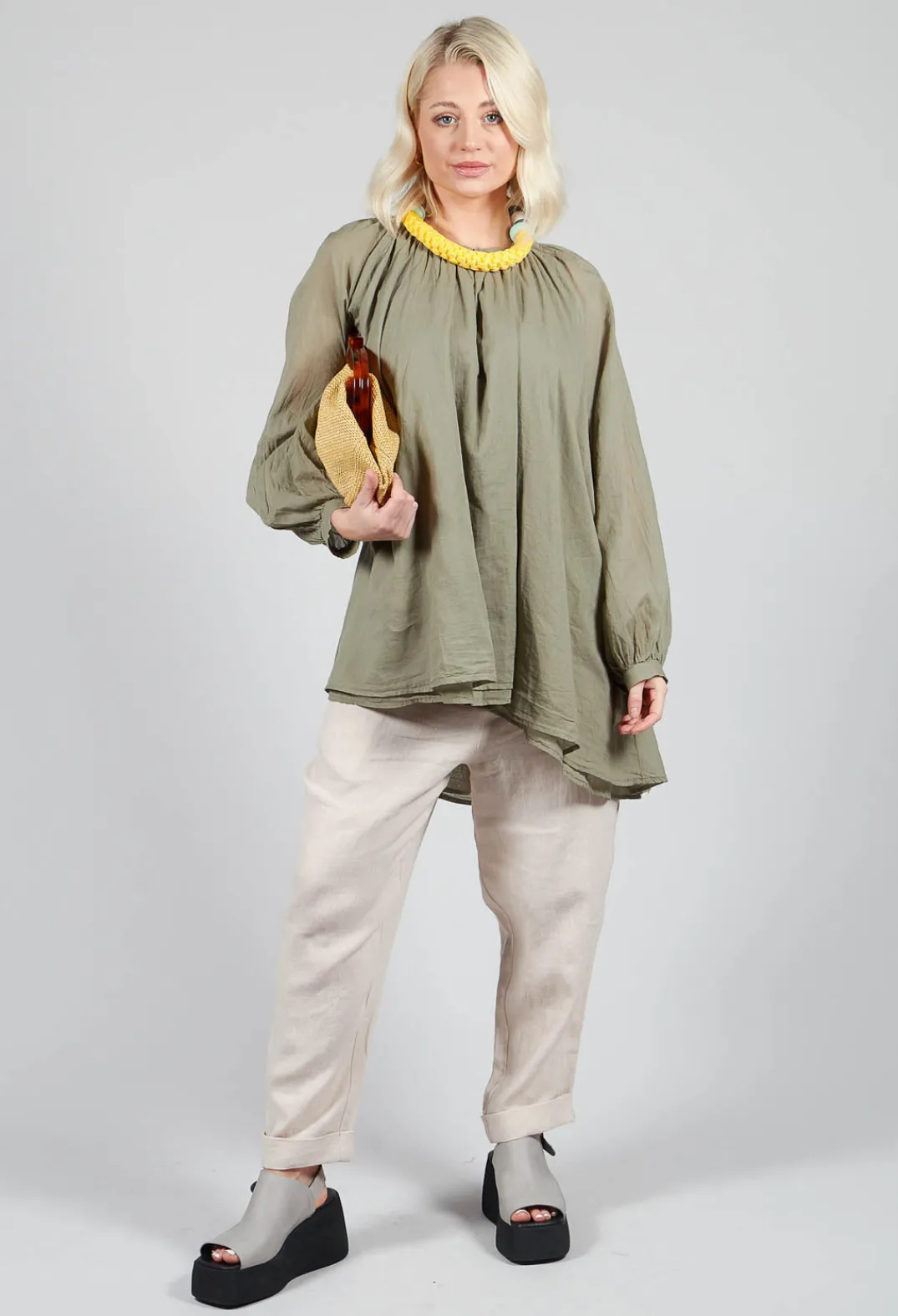 Amici Tops^Bohemian Blouse in Sage
