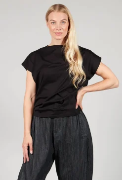 Moyuru T-shirts^Boxy T-Shirt in Black