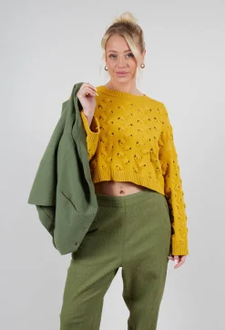 Sarah Pacini Jumpers^Cable Knit Cropped Sweater in Yellow