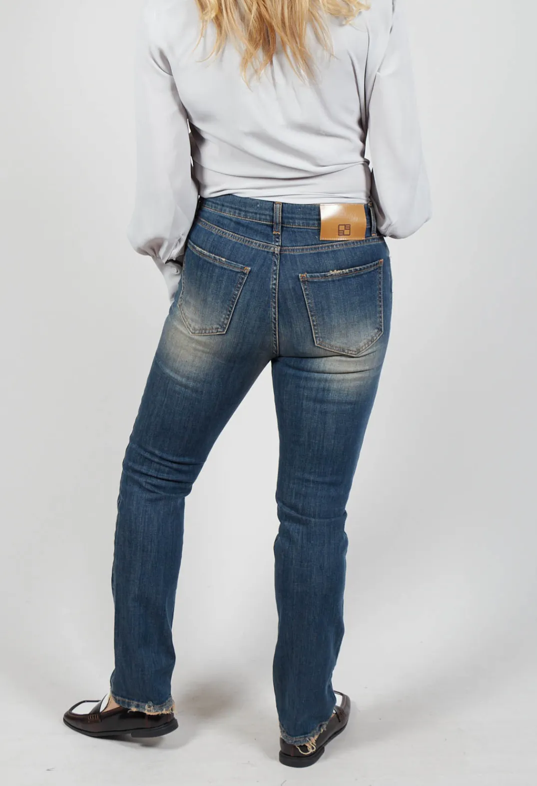 Beatrice B Jeans^Cai Jeans in Light Blue Denim