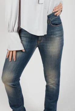 Beatrice B Jeans^Cai Jeans in Light Blue Denim