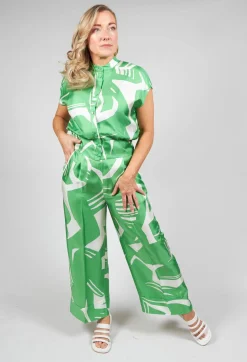 Beatrice B Shirts & Blouses^Capped Sleeve Silk Blouse in Green Macro Print