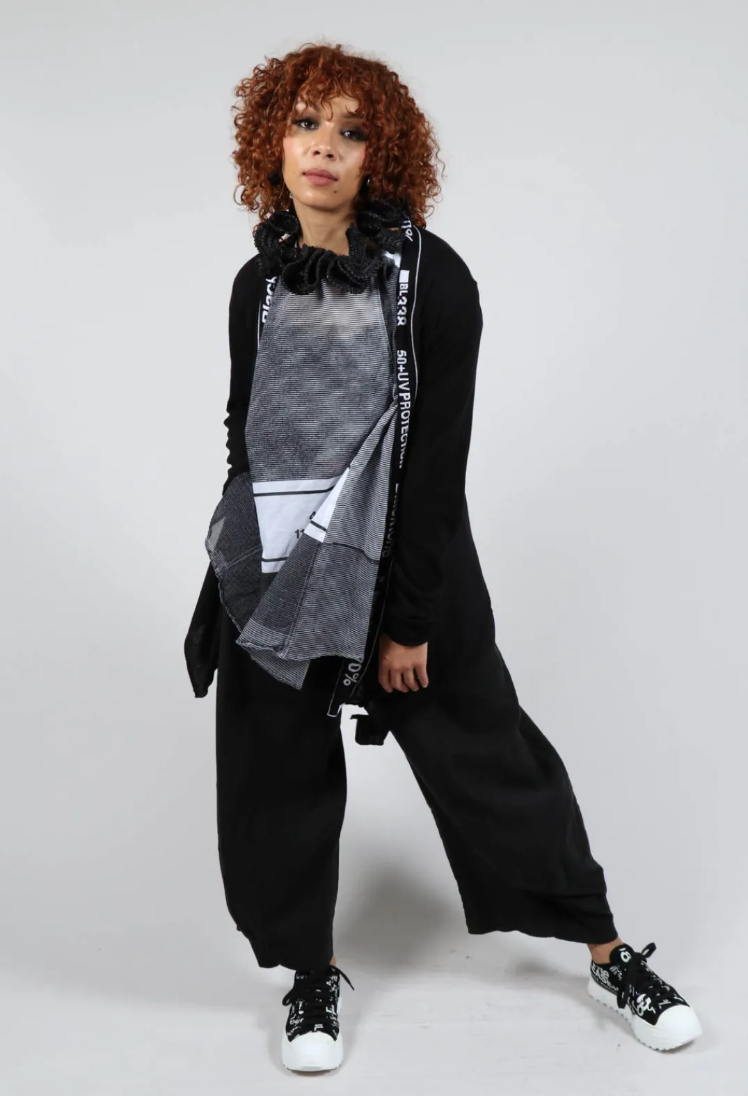 Rundholz Black Label Cardigans^Cardigan with Lettering Detail in Black Jacquard