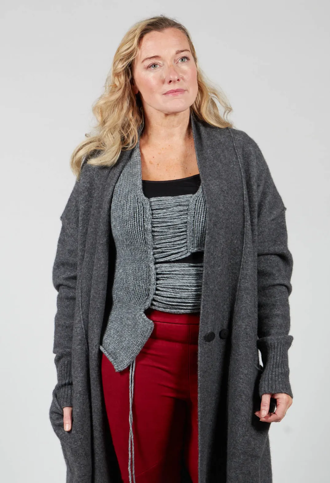Isabel Benenato Cardigans^Cashmere Long Length Cardigan in Graphite