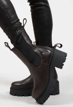 BRGN Boots^Chelsea Heel Boots in Brown