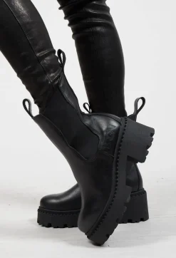 BRGN Boots^Chelsea Heel Boots in New Black