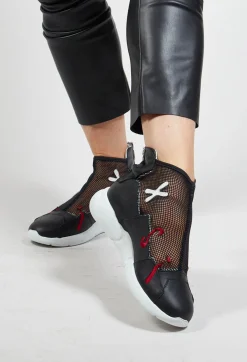 IXOS Trainers^Chunky Slip On Trainers in Bianco / Sabbia / Melograno / Nero