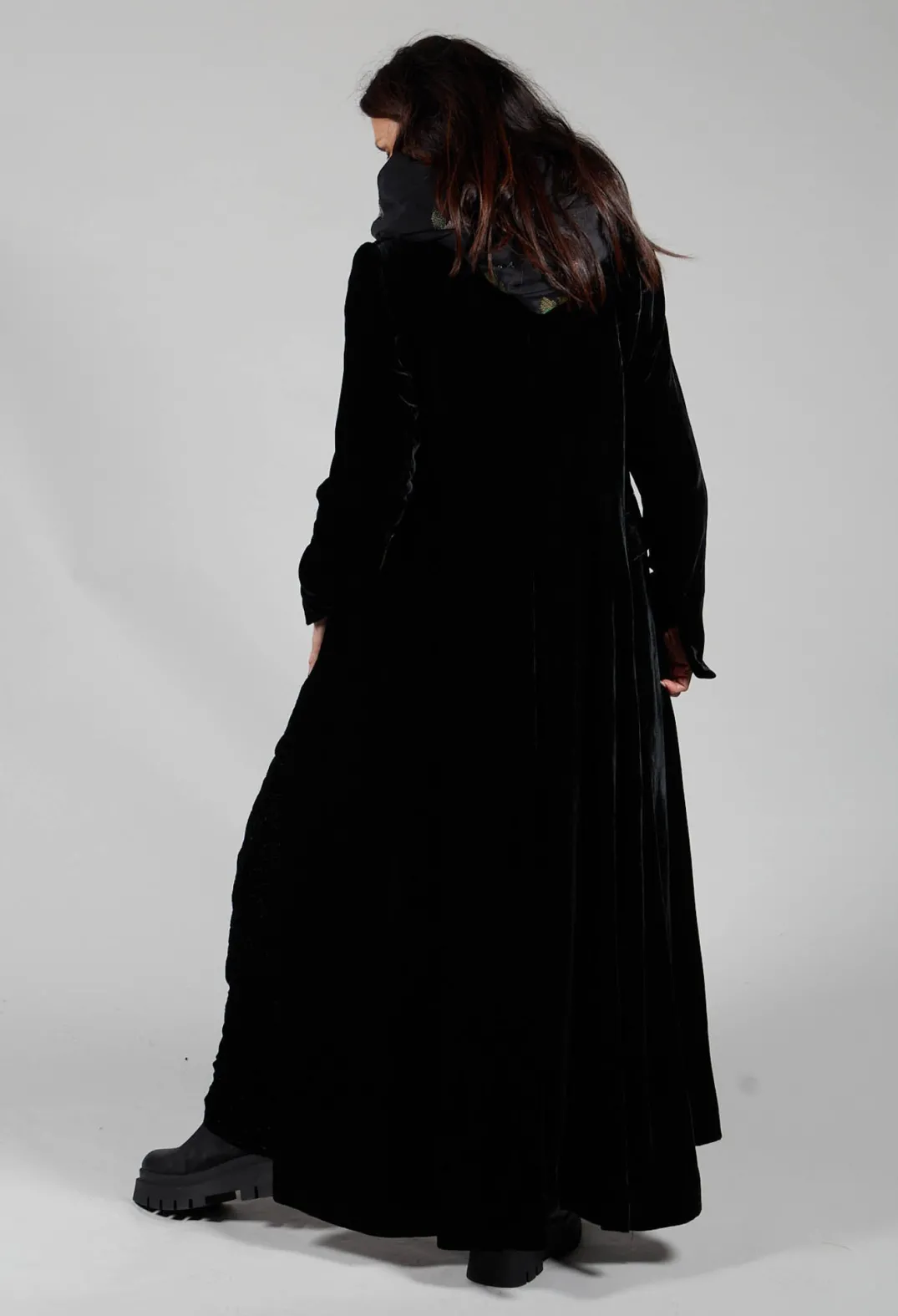 T.ba Coats^Classic Coat in Black