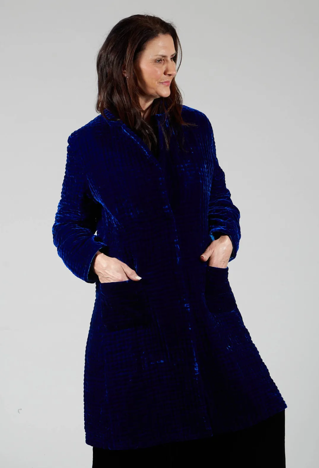 Bianco Levrin Jackets^Colette Pomegranate Jacket in Velvet Plain Cobalt