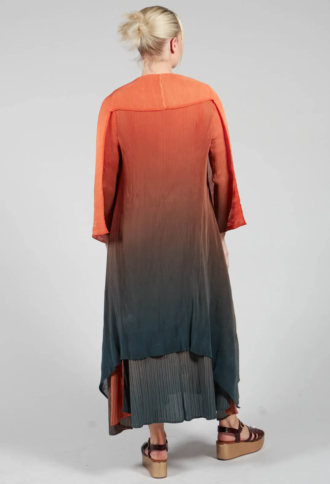 Alquema Coats^Collare Coat in Tangerine and Shadow