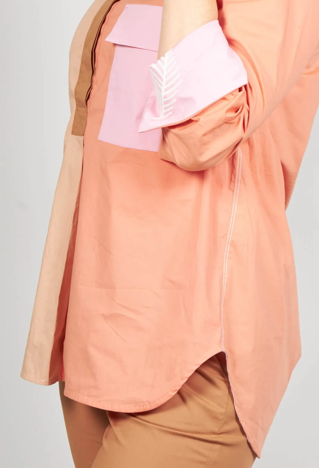 Beatrice B Shirts & Blouses^Colourblock Blouse in Light Brown