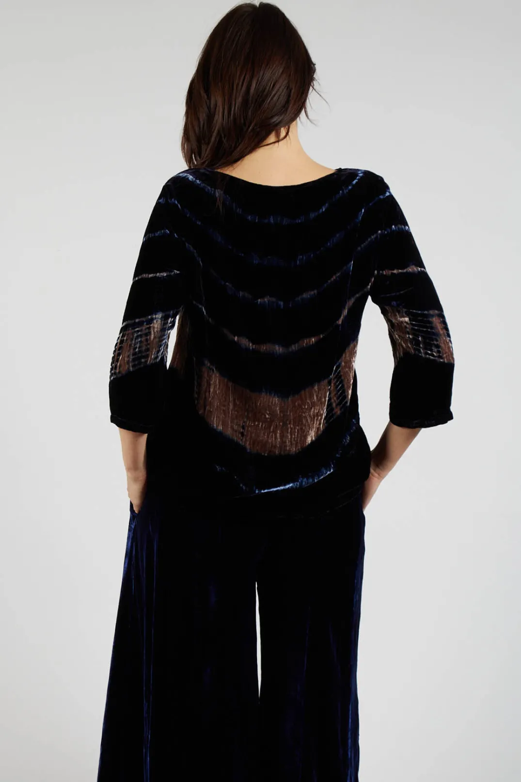 Bianco Levrin Shirts & Blouses^Cornelia Shirt in Navy Wave