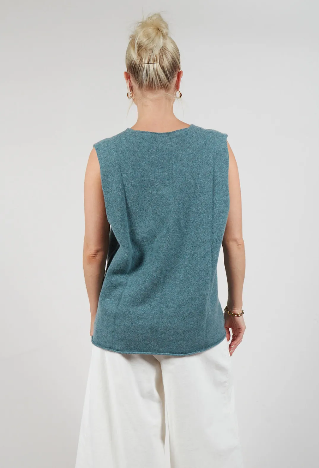 Eribe Tops^Corry V-Neck Tank Top in Caspian