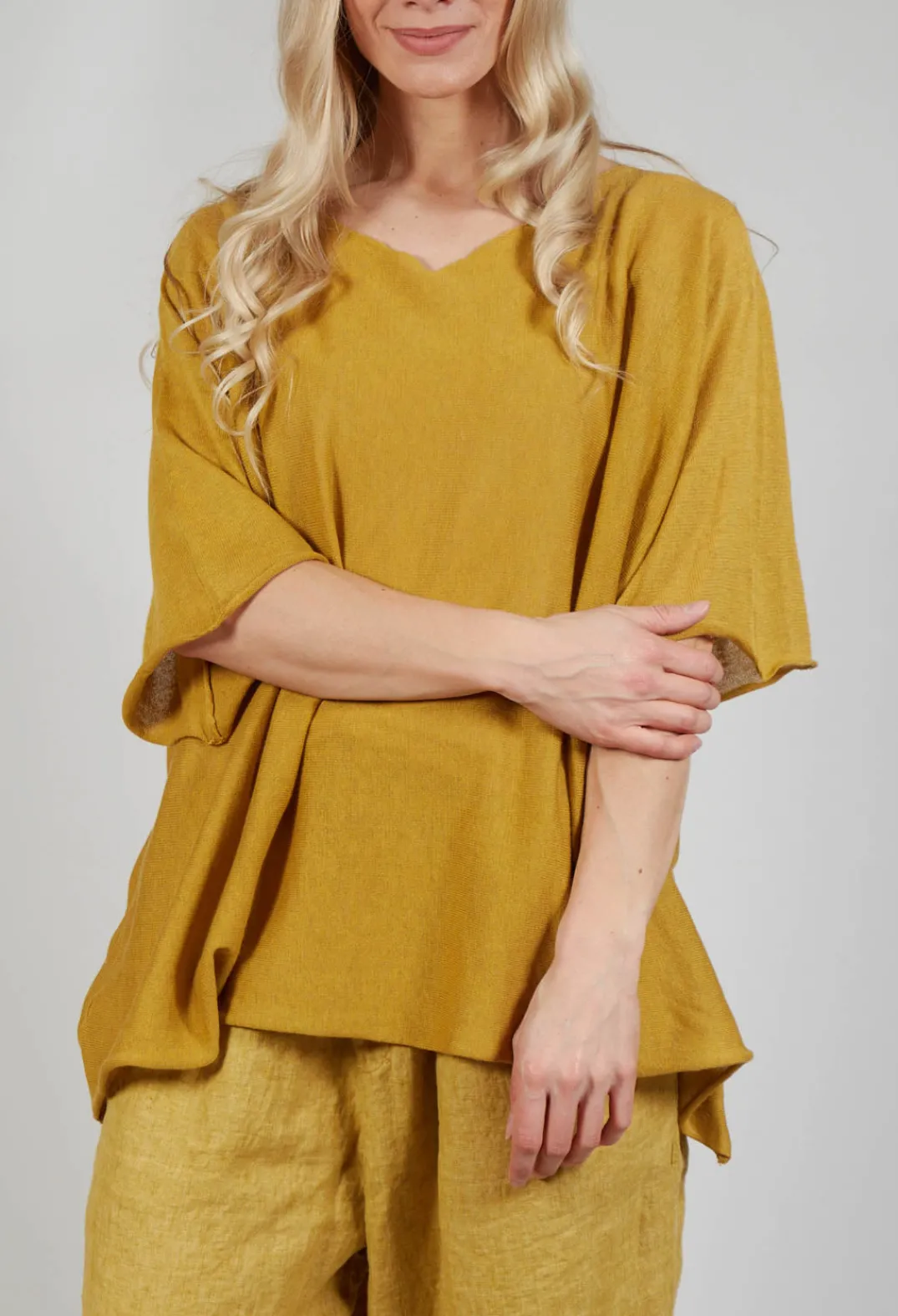 Album Di Famiglia Jumpers^Cotton Maxi Jumper in Sun Yellow