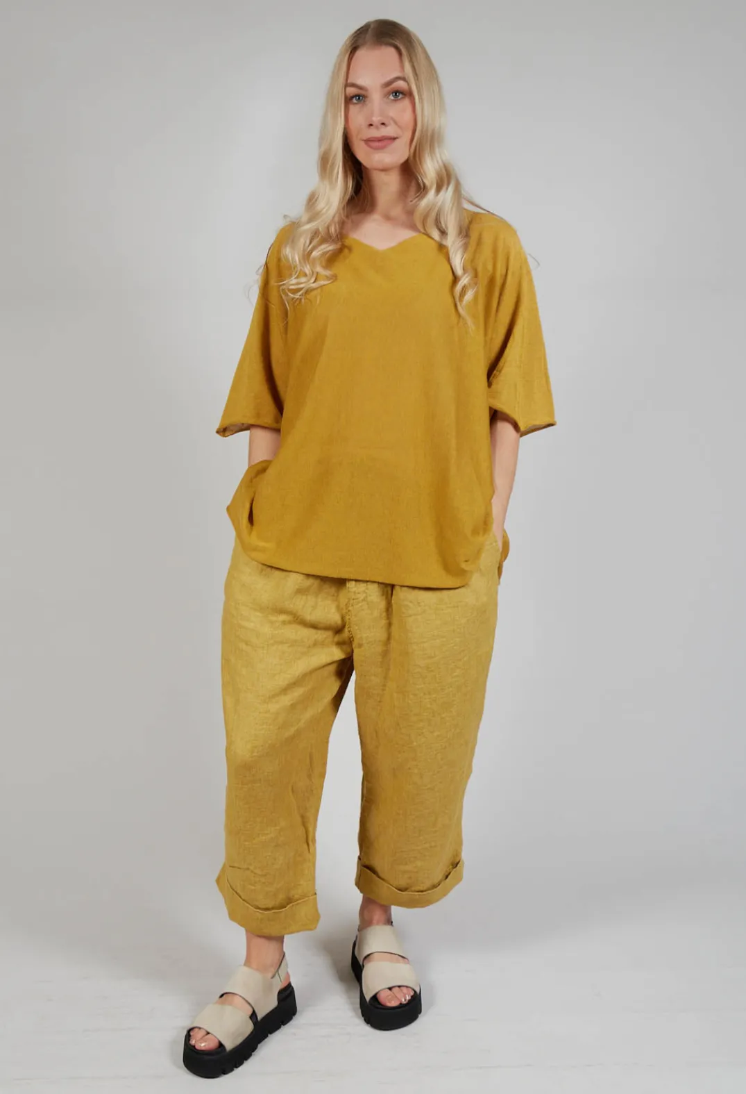 Album Di Famiglia Jumpers^Cotton Maxi Jumper in Sun Yellow