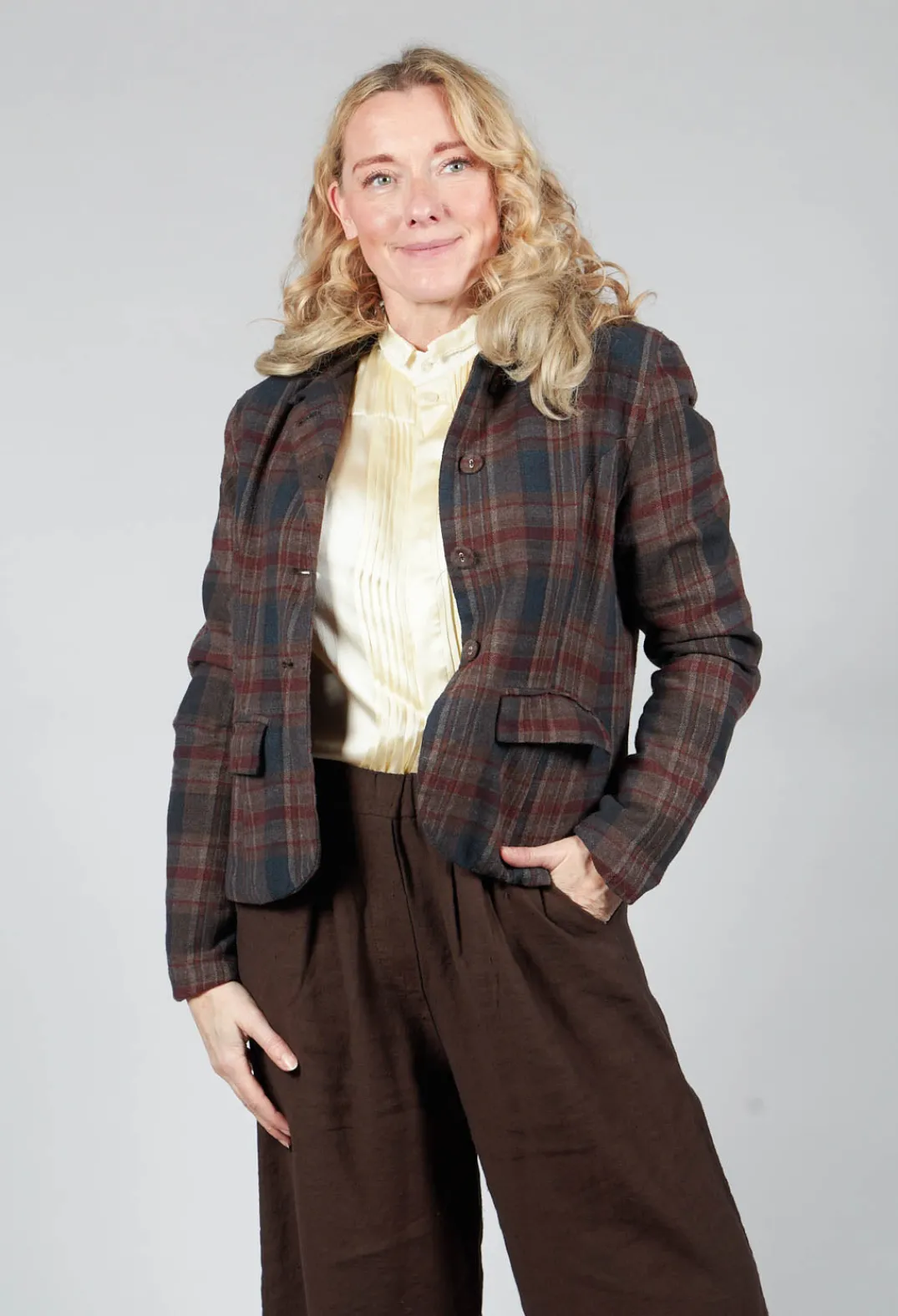 Amici Jackets^Cotton Plaid Cropped Jacket in Espresso