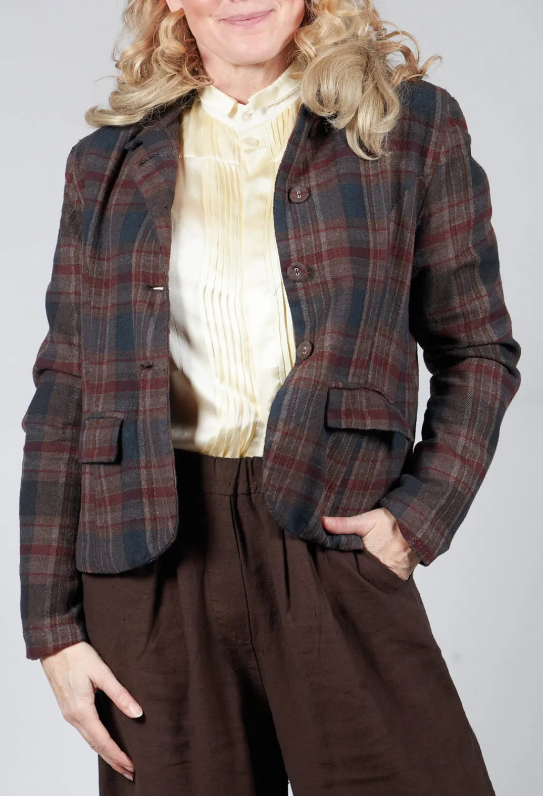 Amici Jackets^Cotton Plaid Cropped Jacket in Espresso