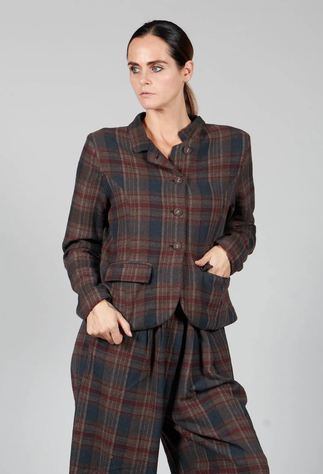 Amici Jackets^Cotton Plaid Cropped Jacket in Espresso