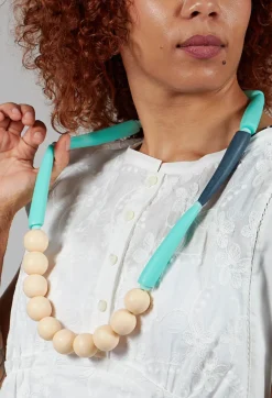 Niù Necklaces^Cream Necklace in Atoll