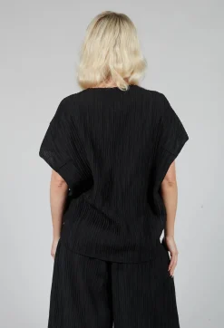Tadashi Tops^Crinkle Geometric Top in Black