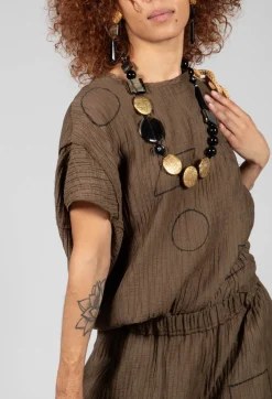 Tadashi Tops^Crinkle Geometric Top in Ciocco
