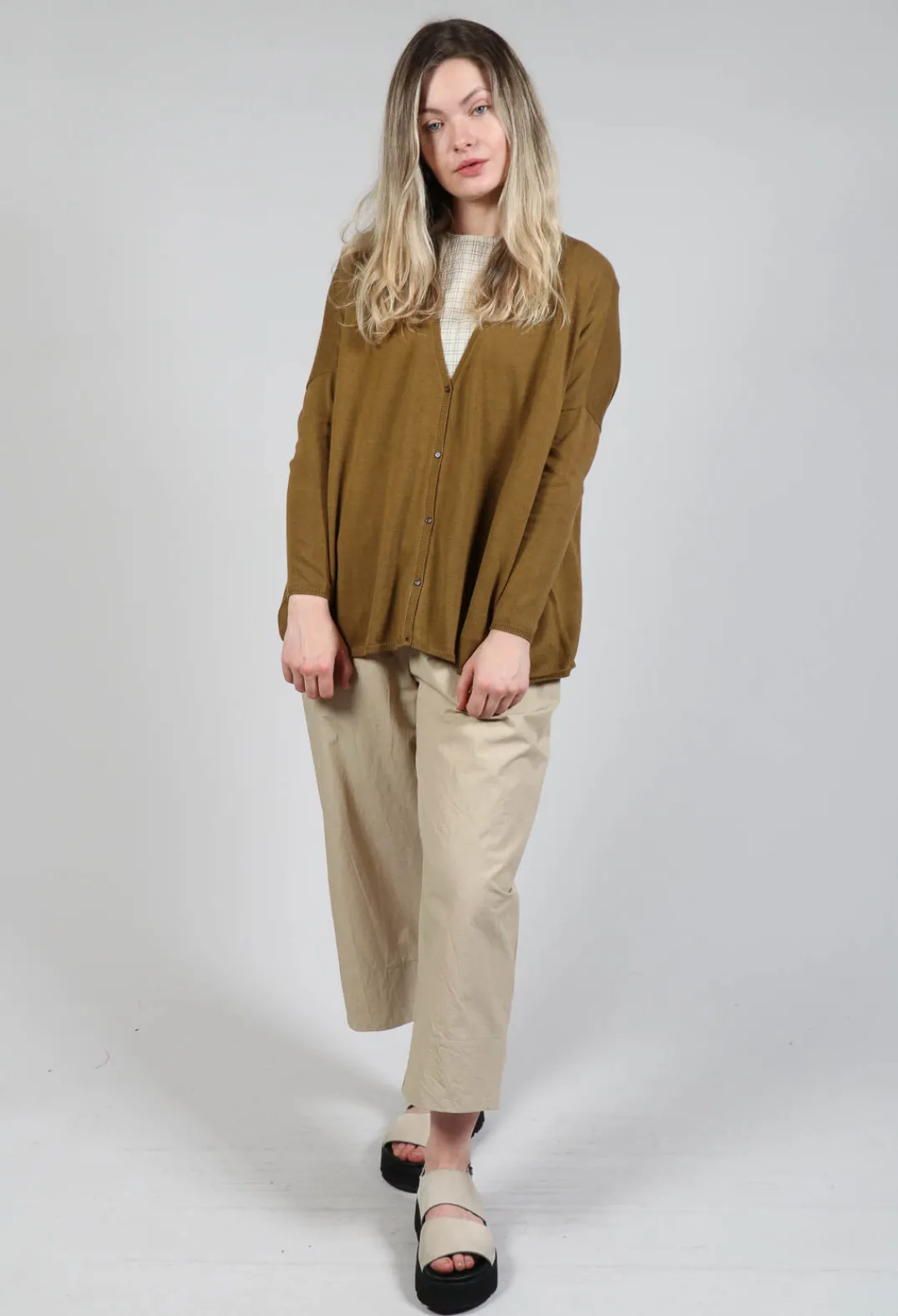 Apuntob Cardigans^Cropped Cardigan in Tobacco