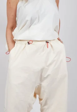 Rundholz Dip Trousers^Cropped Drop-Crotch Trousers in Greige