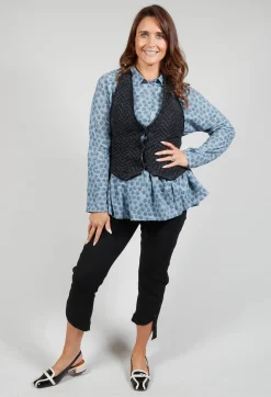 Lilith Jackets^Cropped Gilet with Wrap Around Neck in Graphic