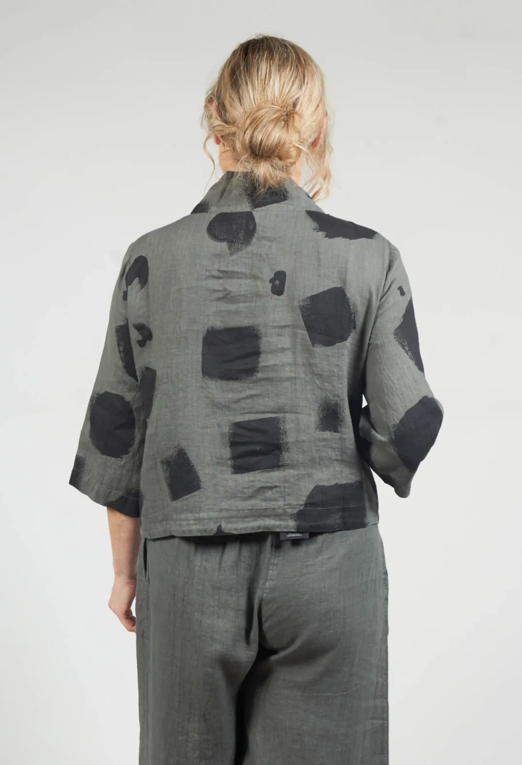 Kedziorek Jackets^Cropped Jacket in Sage